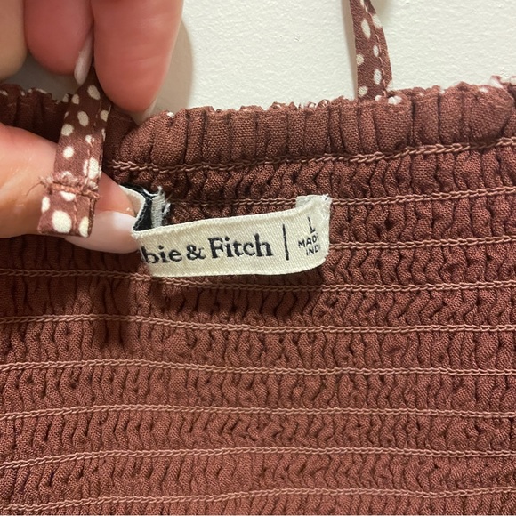Abercrombie and Fitch Fun Brown and White Polka Dot Smocked Blouse Size Large - Picture 5 of 5